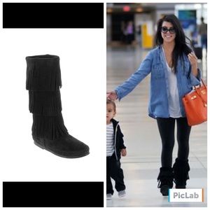 Minnetonka 3 Layer Black Boots